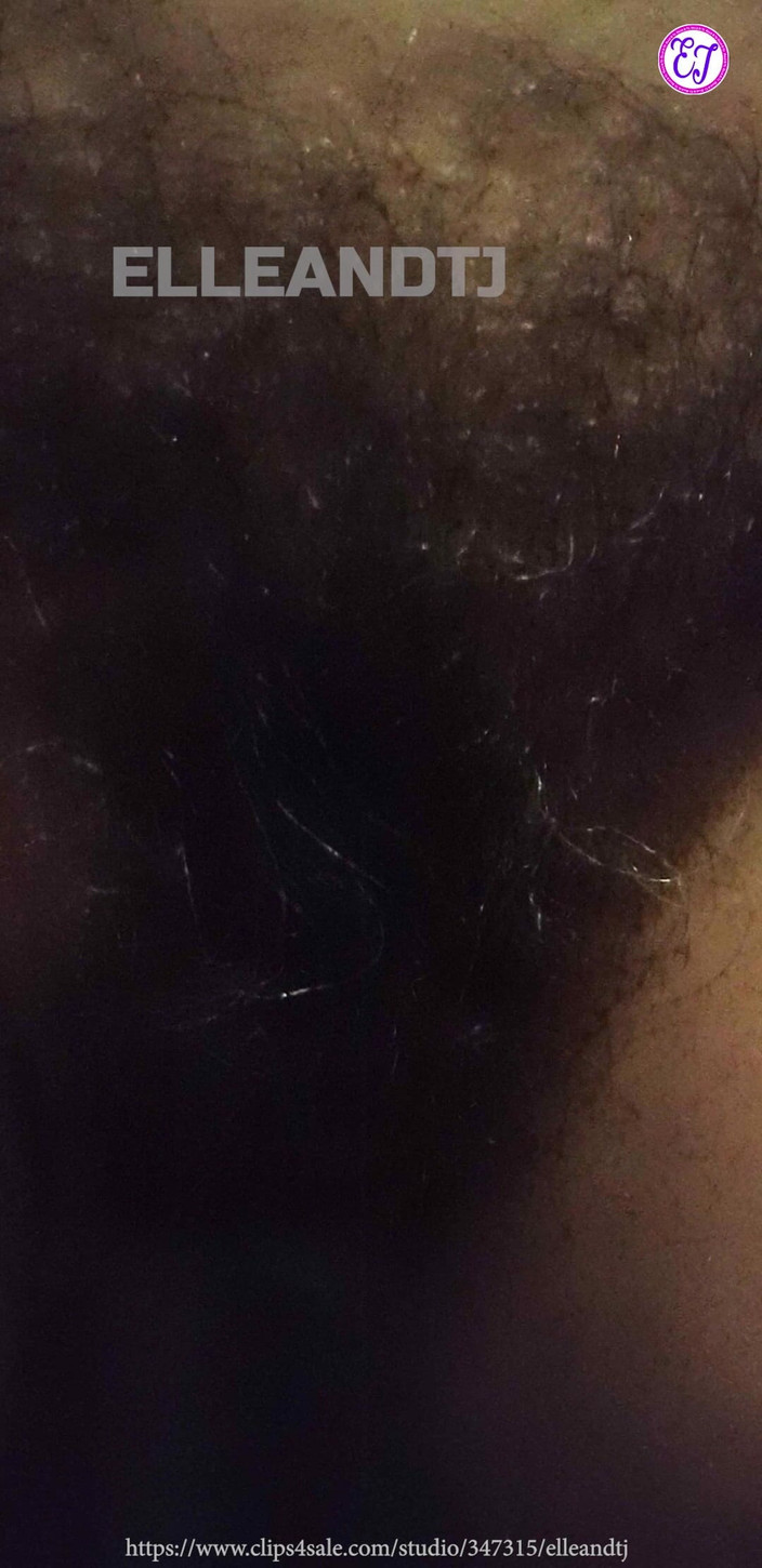 elleandtj: Kıllı orta yaşlı seksi kadın kendini parmaklıyor