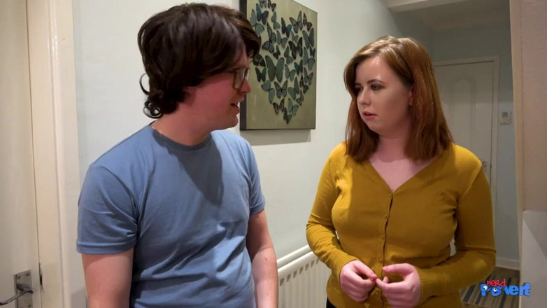 Nerd Pervert: Millie Santoro i Caitlyn Smith - Obrzeże dziwki