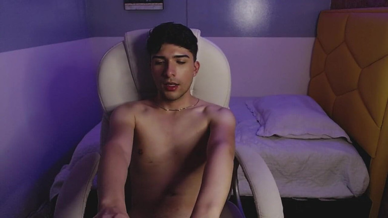 Diego_latinboy: Chaturbate Homemadexx Watching Homemade Gay Porn