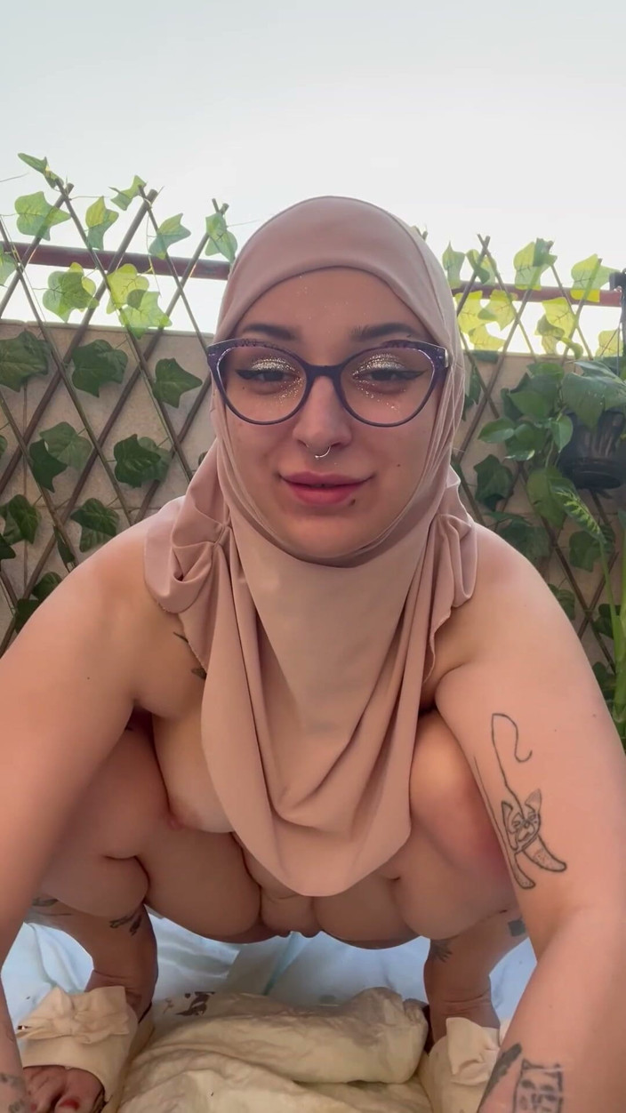 lanalovacutie: Muslim-pissing-for-u
