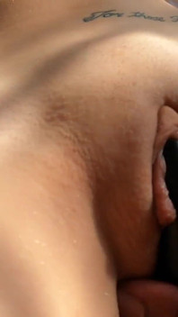 19 साल की Rossella skye रसभरेरी जैम पर चुदाई करती है बुत देखने का बिंदु बड़ा काला लंड चूत में वीर्य