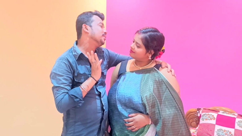 BIREA: Bhabhi desi India membuatkan saya makan jus pepeknya, jus cinta.