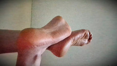 Shannon Huxley: A Feet Vid I Sent to My 1st Boyfriend
