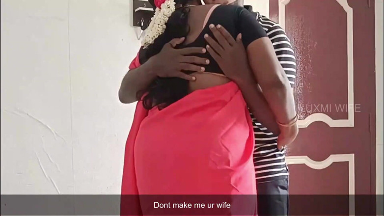 Luxmi Wife: Newspaper Boy Fuck a House Wife