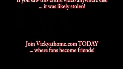 Vicky Vette: Nyepong kontol suamiku! Sepongan ganda Skandinavia! Vicky vette & puma swede!