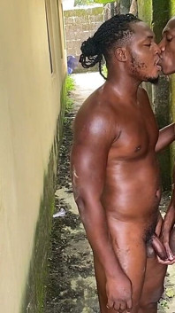 Papi Dig Me Out and Cum on My Face
