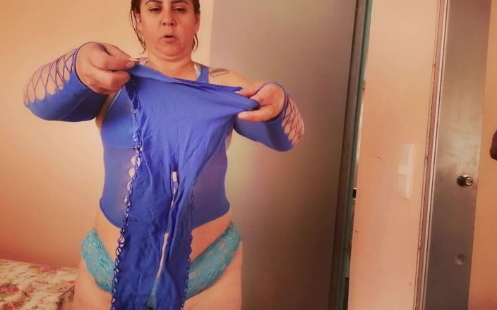 Culonaexquisita: 1 parte lingerie rossa blu