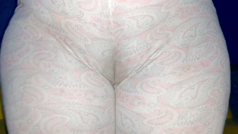 Majda Arabic: Crampie moglie araba in Arabia Saudita