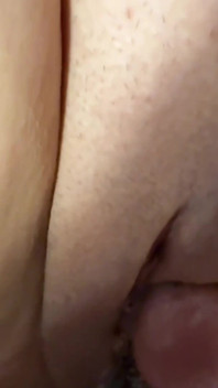 Orta yaşlı seksi kadın devre arası gösterisinde sikiliyor bakış açısı
