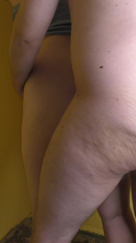 Pulchna milf zerżnięta w jej tyłek i dostać creampie w cipki