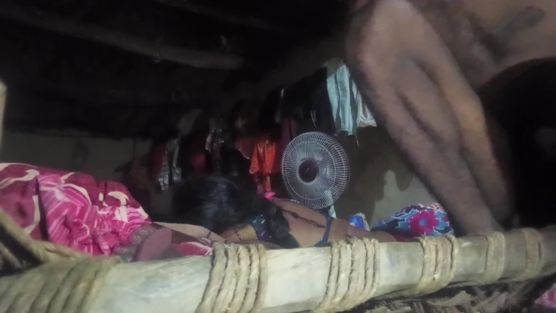 Premi pooja: Indiancă desi bhabhi atât de sexy