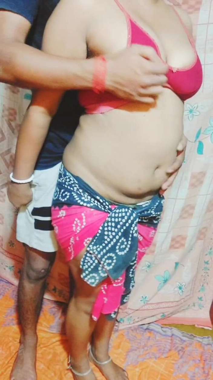 TSqueen: Momentele secrete ale indiencei Desi Bhabhi cu tânărul Devar