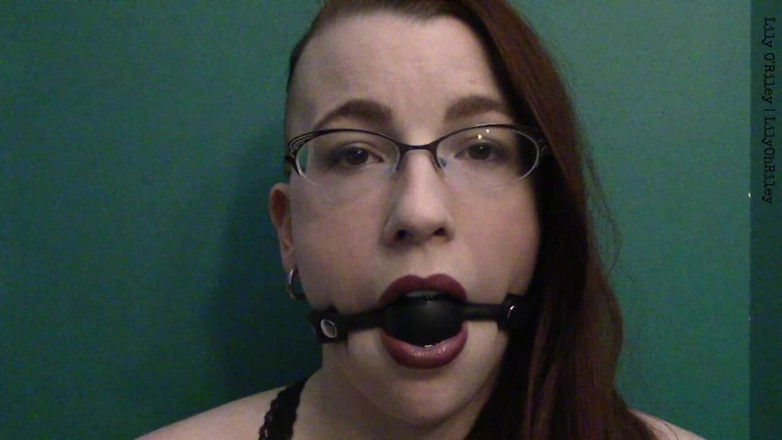 Lily O'Riley: Ballgag Staring