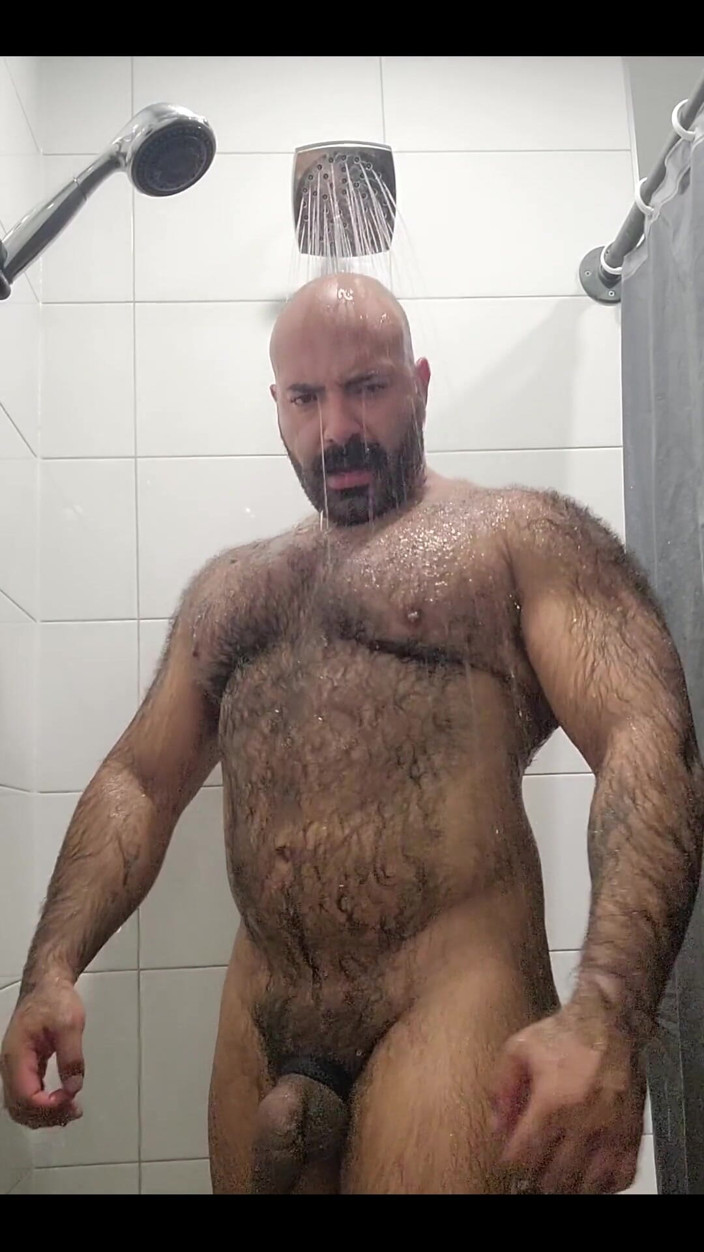 Lobo: L’heure de la douche