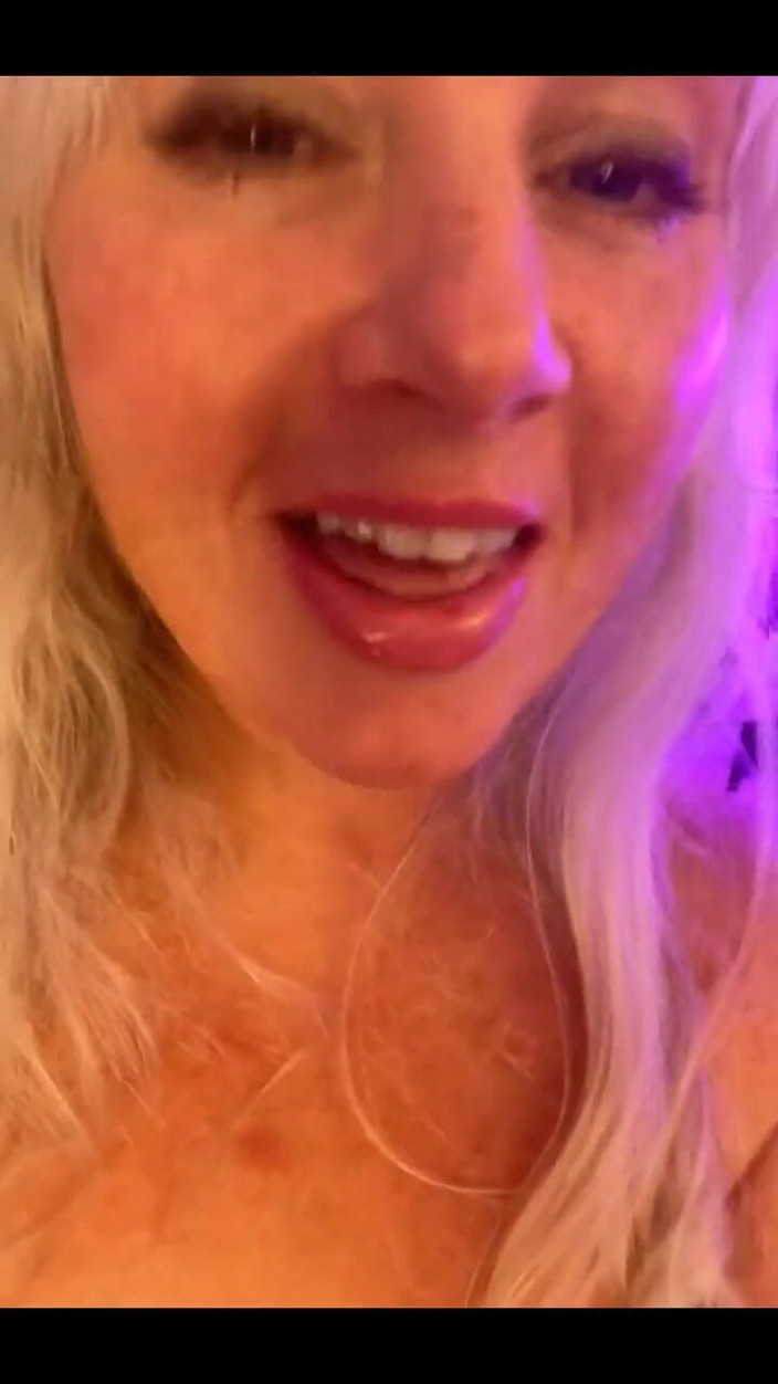 PaintedRose Taboo Femdom Fetish MILF: Bts 토요일