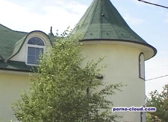 Porno Cloud: La signora doppiamente fottuta lo prende nel culo