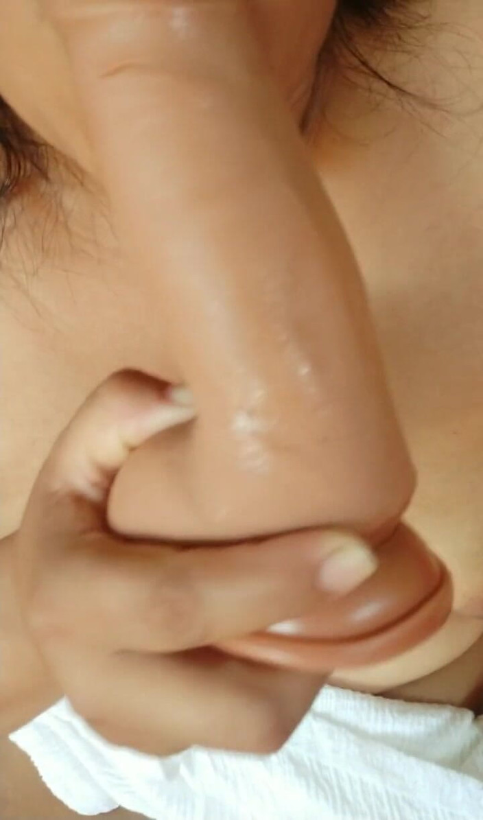 Carla Villalobos: Culo grosso con una figa affamata di cazzo