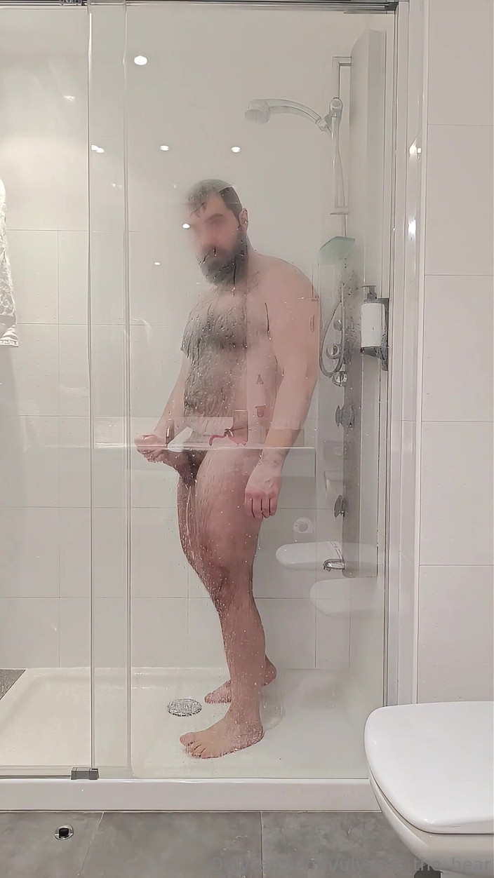 Ulysses the bear: 그냥 젖은 몸, 그리고 당신의 상상력