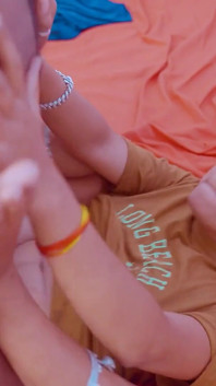 Marido indio en estado de ánimo romántico y necesita coño para placer sexual