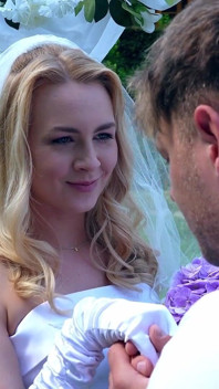 Marrying the hure - eine sexy braut, die direkt bei ihrer hochzeit betrügt
