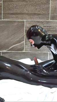 Dvojitá zábava s robertkem, část 2 - Alex Latex