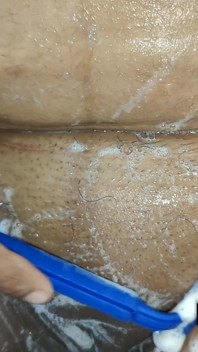 Full Shaving Video of Chubby Woman