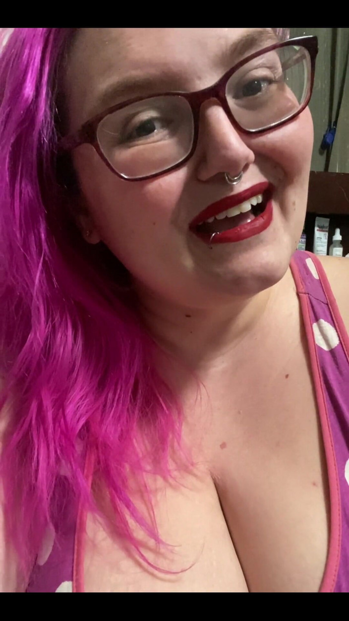 Sara Star: Storytime - Awkward Neighbor Run-in
