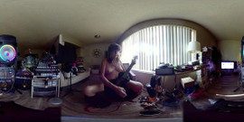 Lizzy Yum: Lizzy Yum VR Juni 2025 Masturbation dilating baden Edging amateur, dicke...