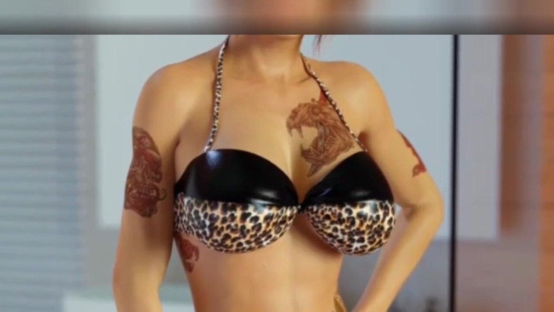 3DXXXTEEN2 Cartoon: Hot girl with tattoos. 3D porn cartoon sex