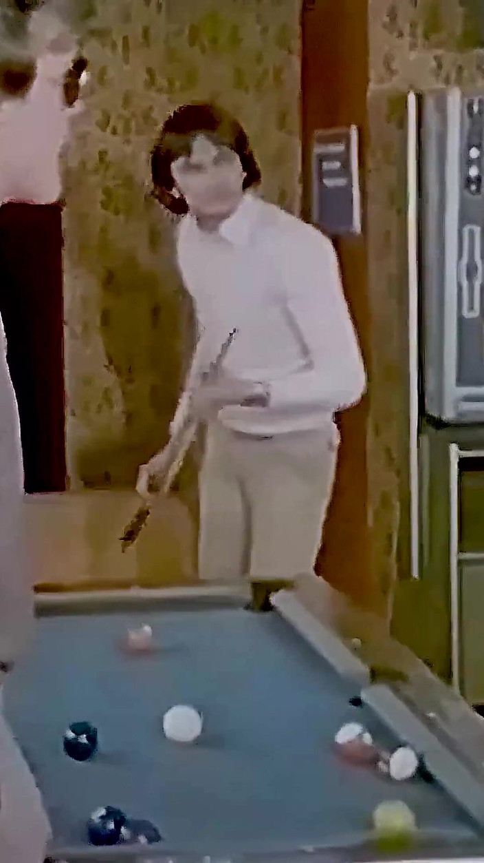 Vintage Erotic Archive: Billiard Hall verleidingen