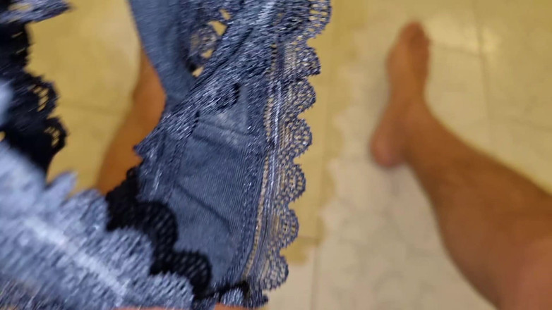 Alexander Audran: Stepson with Big Cock Arrives - Cumshot Handjob