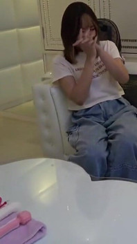 Asian Angel 26026