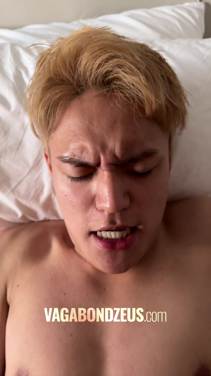 VagabondZeus - Erotic Filmmaker: 我和日本 twink 的秘密金库试镜 第3部分