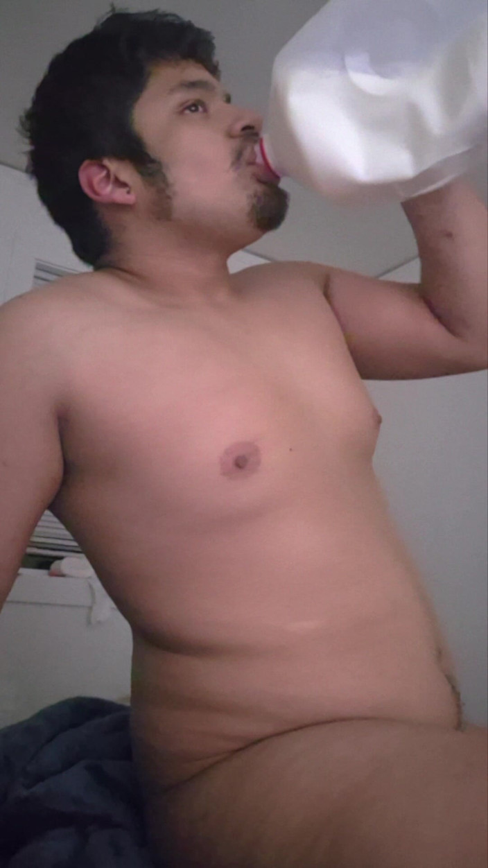 NakyJoss: Vientre desastroso hinchado de bolas