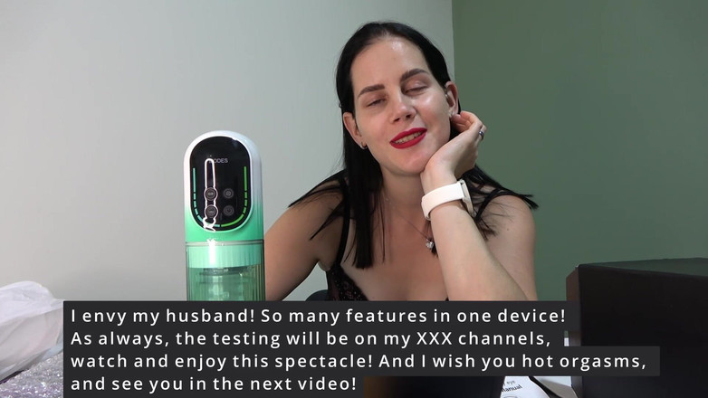 Anna Sky: Anna Unbox Testuje Xspacecup Masturbátor a Honí Nohama