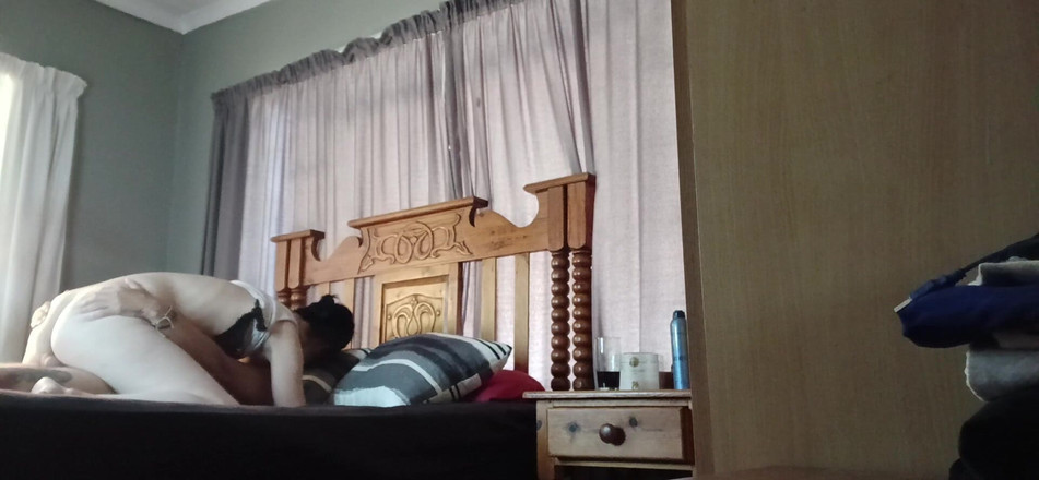 Bigjoefuckalott: Zábava spolubydlícího