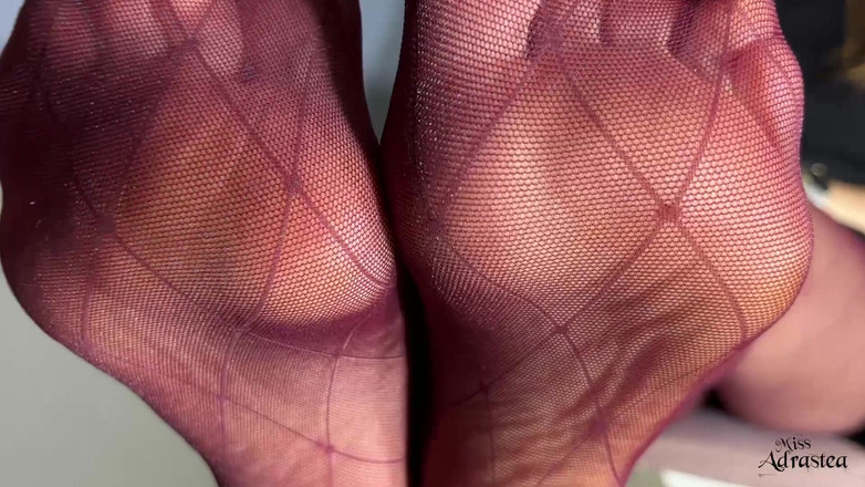 Miss Adrastea: 匂いを嗅いだ、吸って、噴射して舐めてきれいにする!