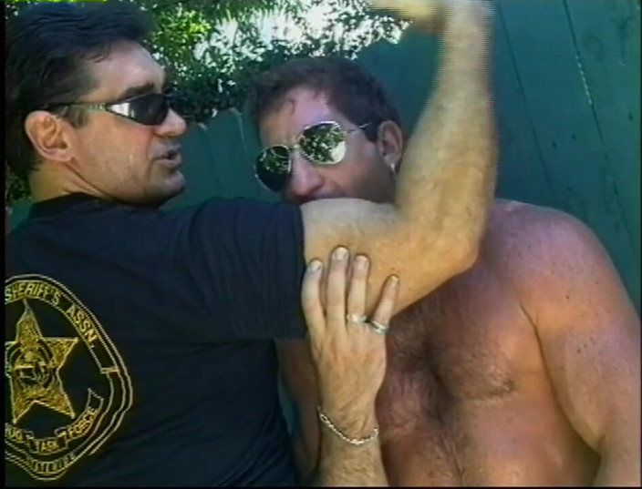 Heatwave Gay: Дикі копи, частина 3