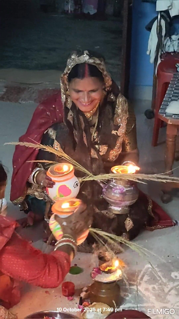 Lustykajolbhabhi: カルワ・チャウトの夜または結婚式の夜