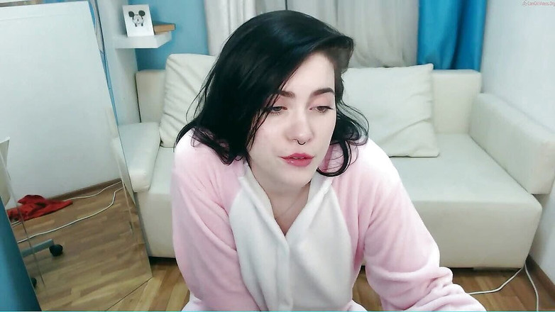 Stacy Moon: Sexy webová kamera Teen prstuje její těsný zadek