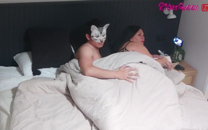Riderqueen: Belle-mère BBW insatiable, juste des fans au ralenti
