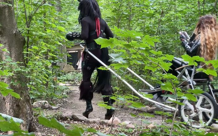 Dominatrix Frida: Pet Play Cart Pulling 3 (190)
