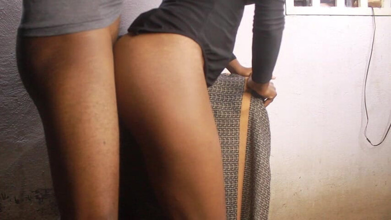 Candy louca: 디스코에 초대받았는데 야외에서 섹스했어요