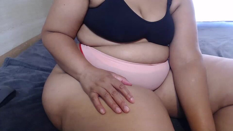 Legendary Booty Overdose: BbW s tlustou prdelí škádlení