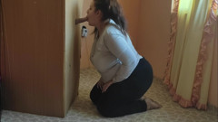 Young_strawberry: Mio marito sa che adoro quei regali - Moglie succhia un...
