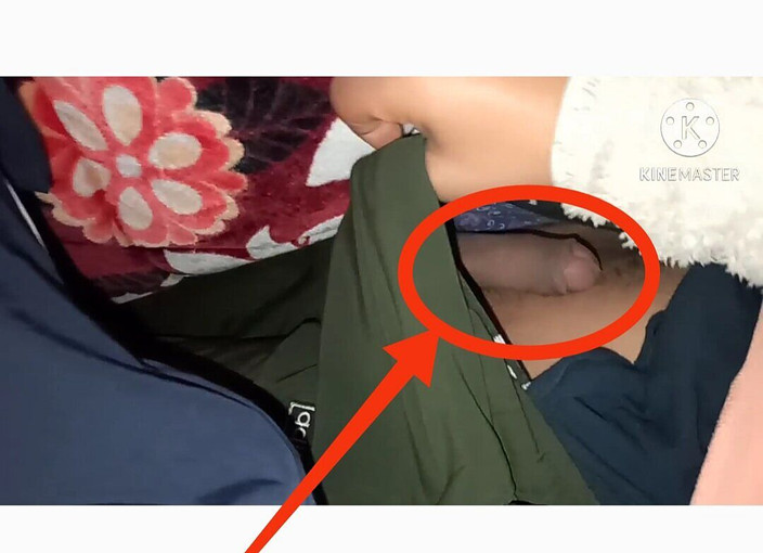 Desi__Panda: Desi insegnante grande cazzo mostruoso nella mia mano wow