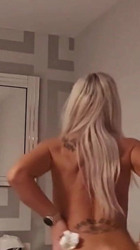 Milf haciendo videos en casa