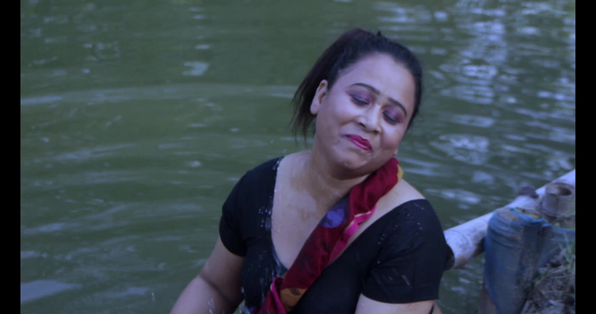 Bull Top 7: Indiana bhabi ka pani mai thukai caldo video porno indiano