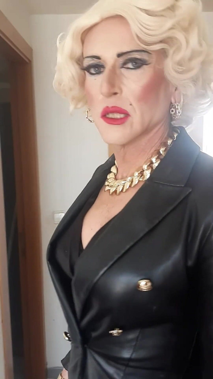 Tatiana Zorrita: 내 빨아주기