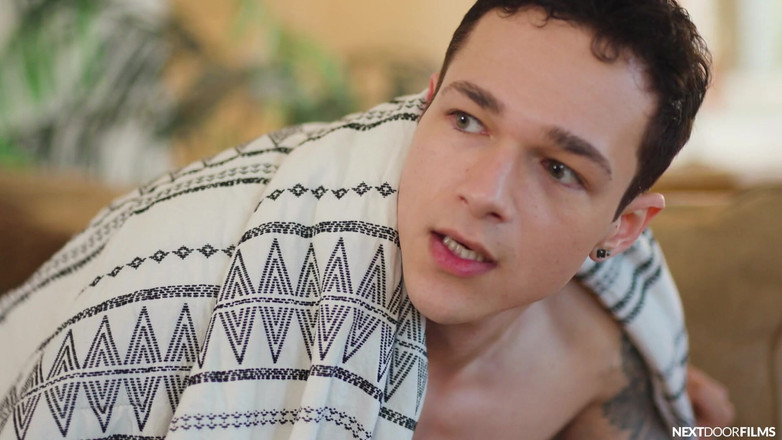 Next Door Studios: Nextdoorstudios невинна витівка